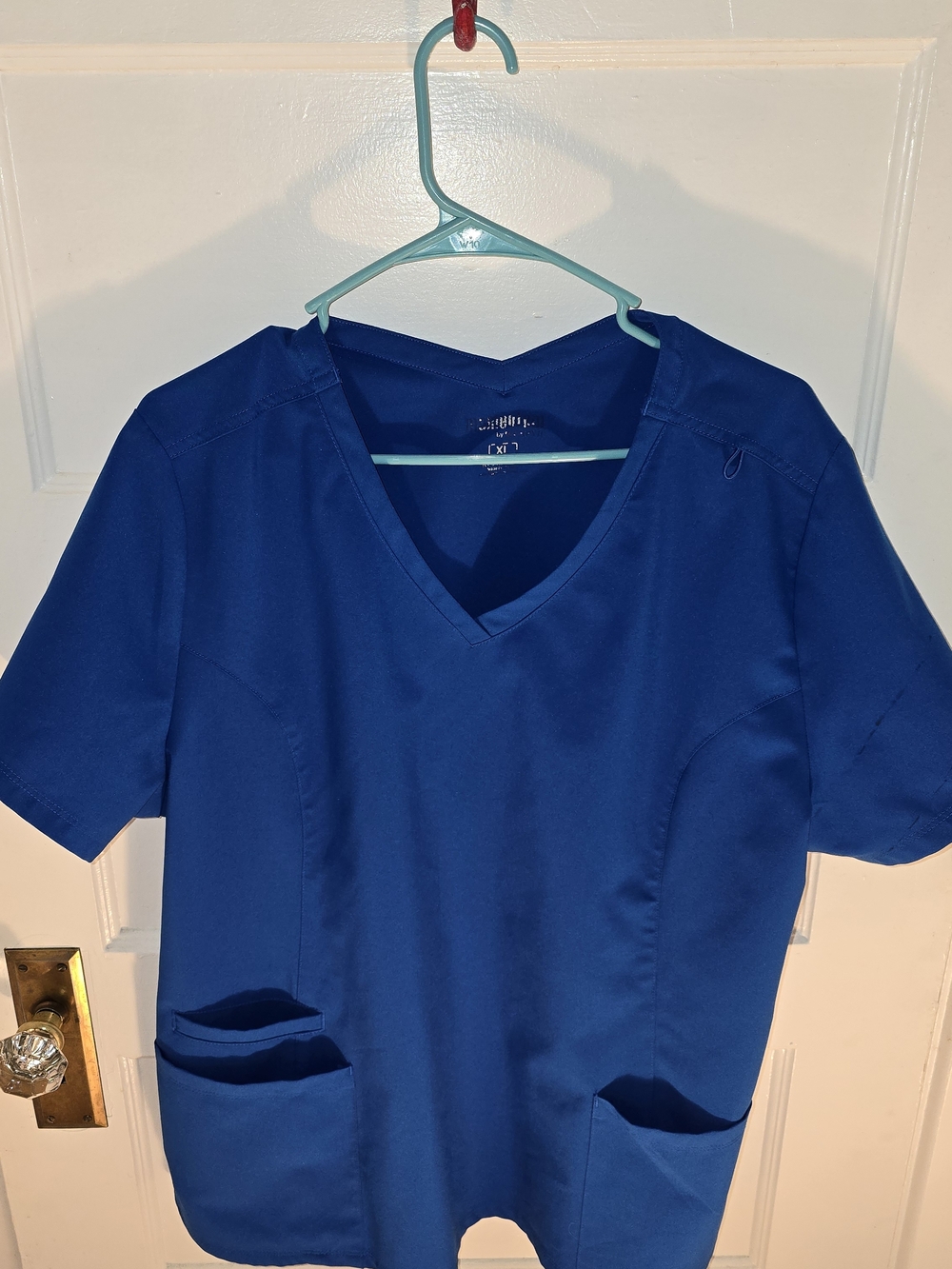 Maevn Women's V-Neck Scrub Top in Galaxy Blue - XL